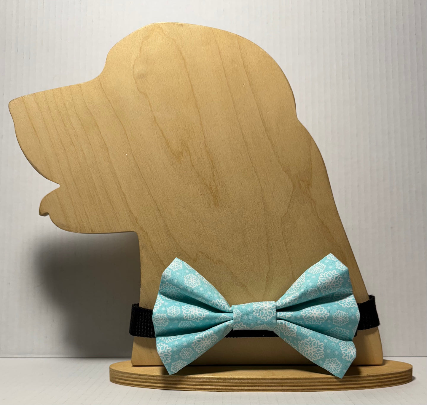 Blue Snowflake Bowtie