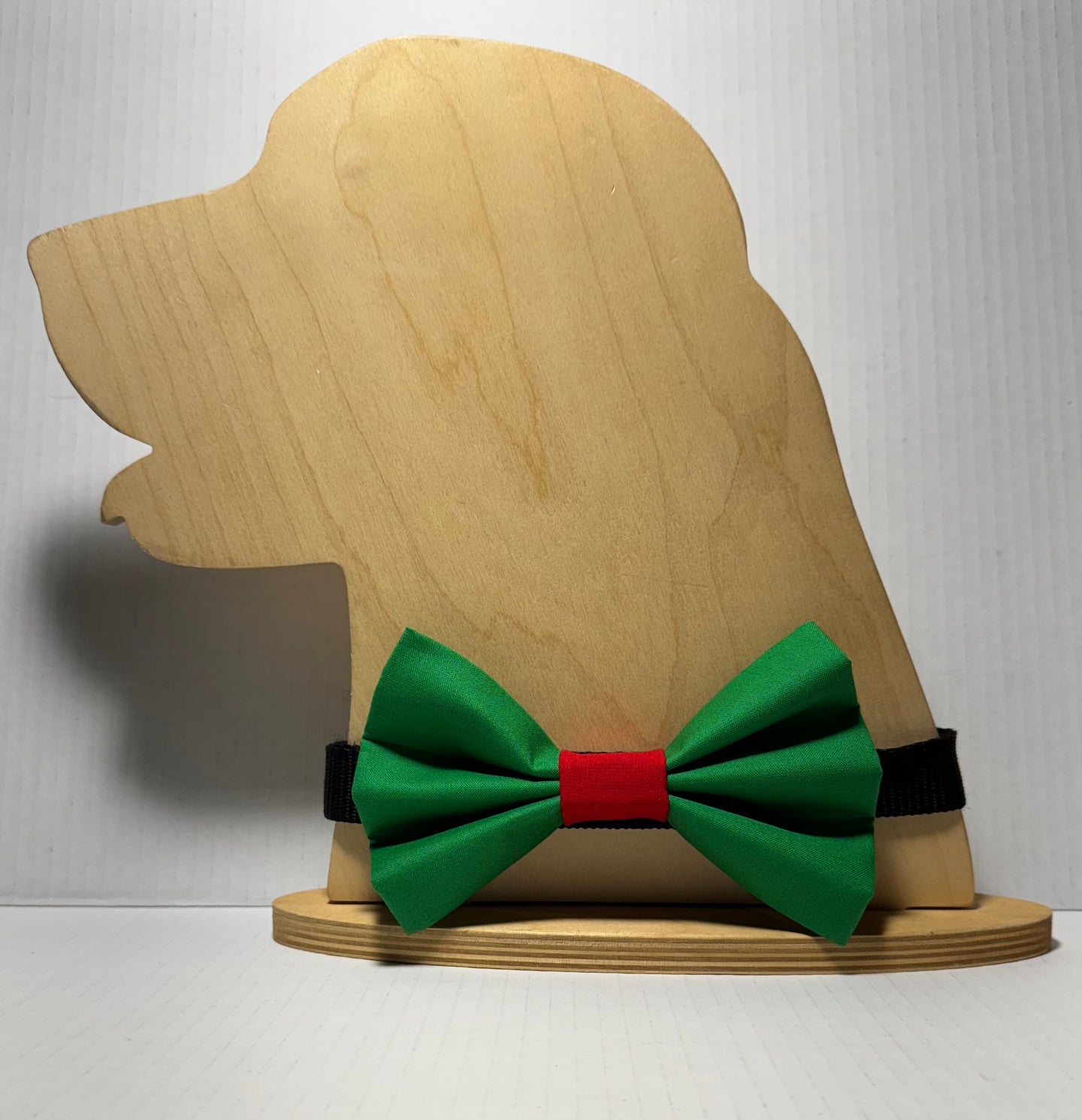 Green Christmas Bowtie