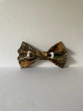 Load image into Gallery viewer, Camo Bowtie
