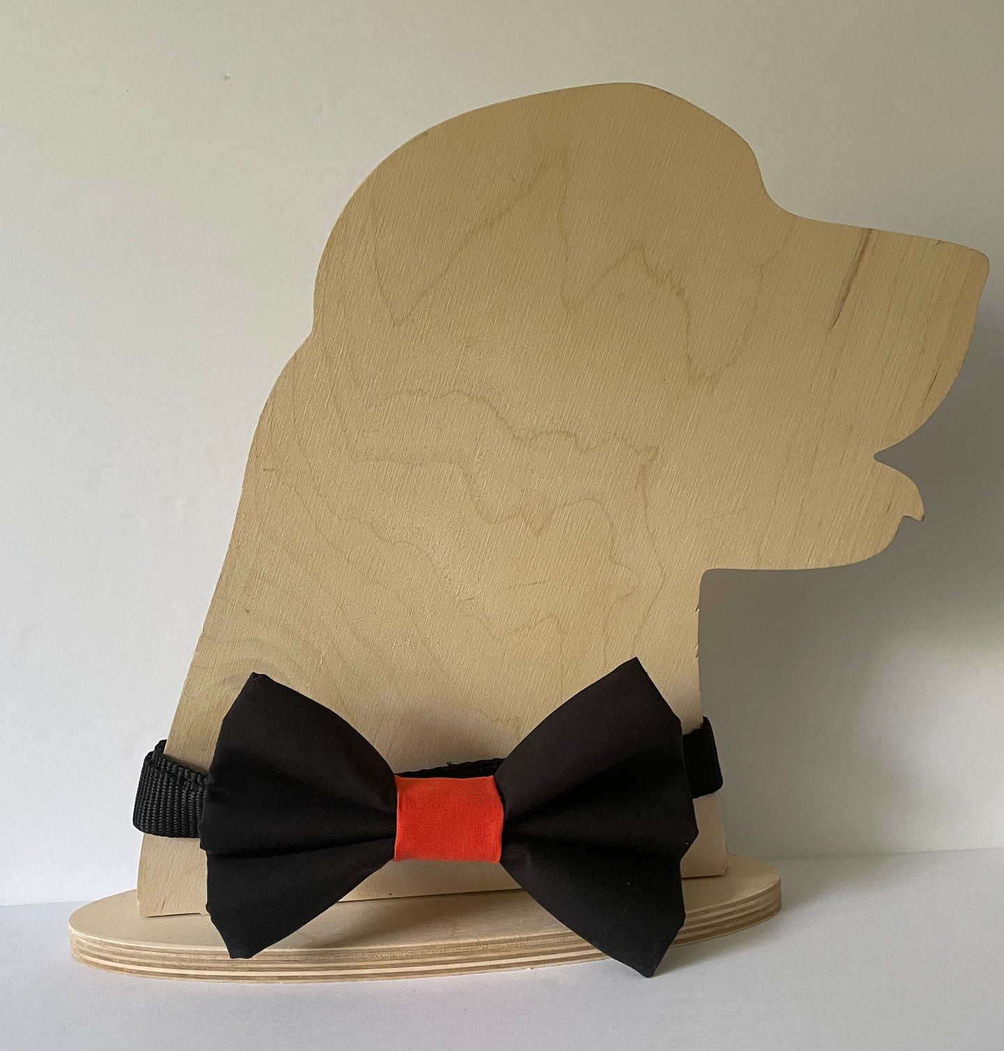 Large Bowtie