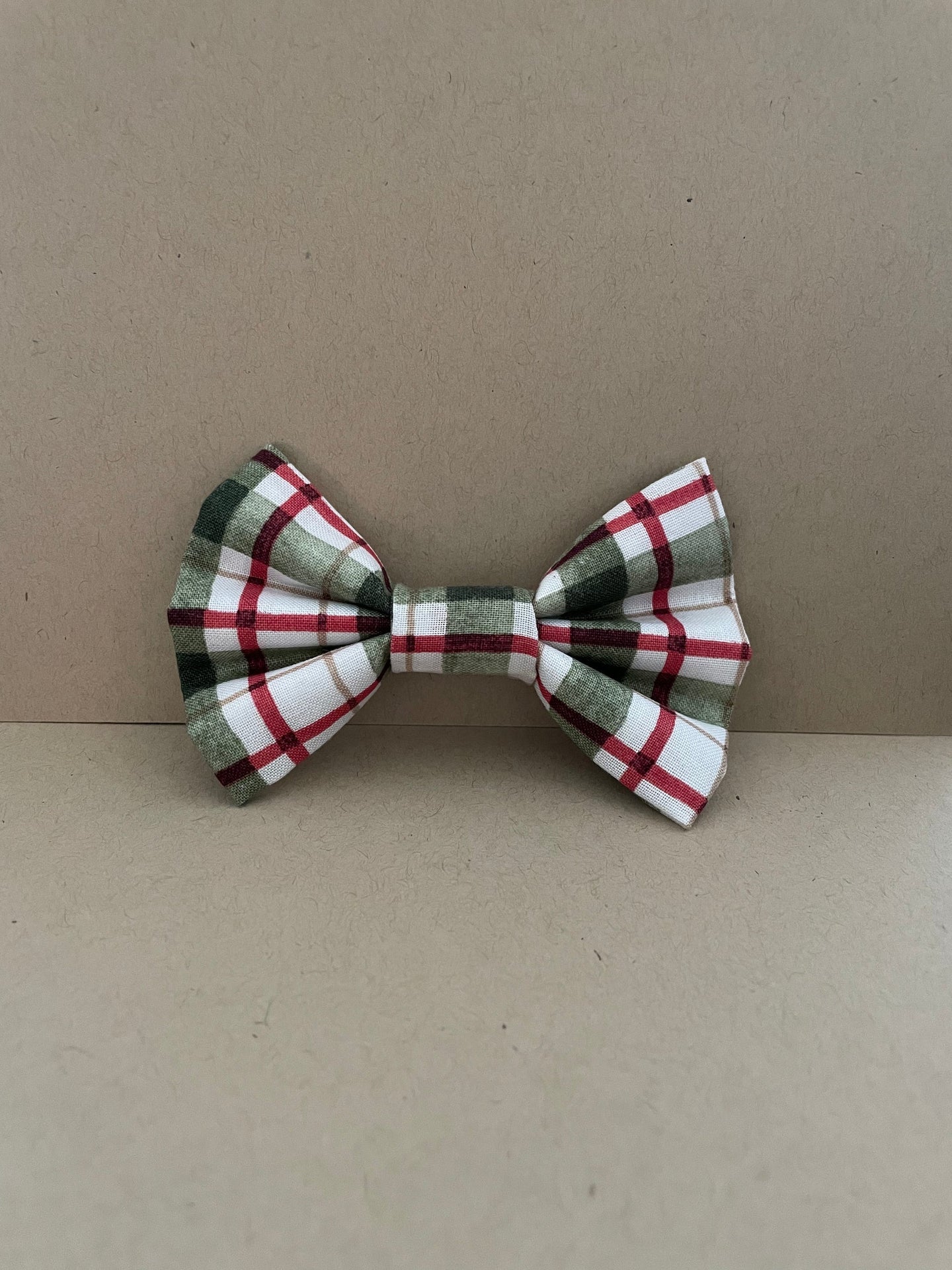 Green Plaid Bowtie