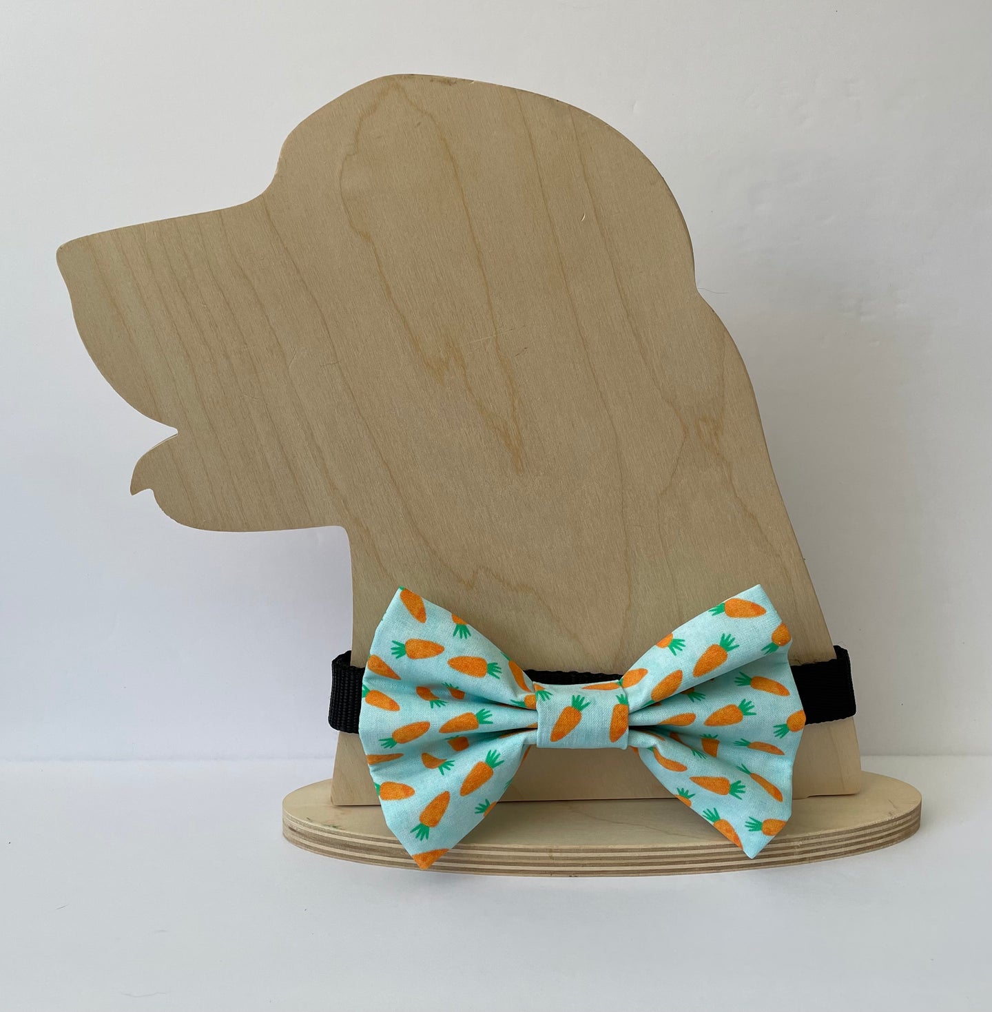 Large Bowtie