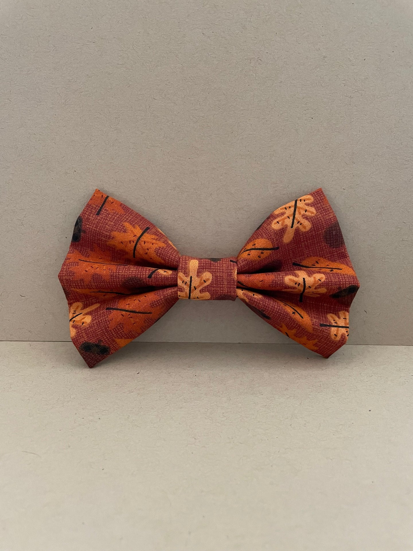 Leaf Bowtie