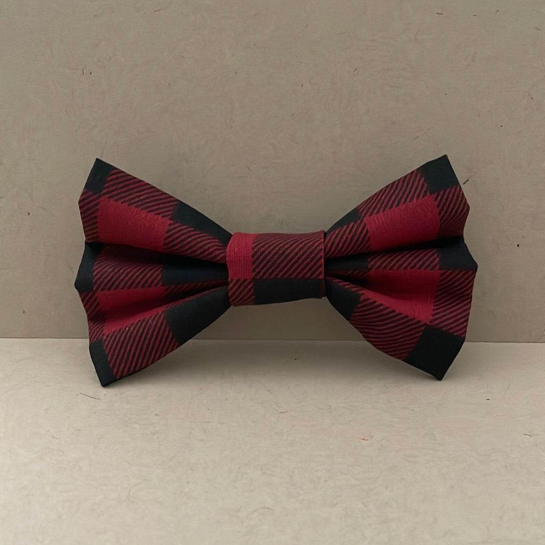 Large Bowtie